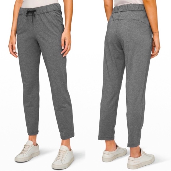 lululemon athletica Pants - Lululemon Athletica On The Fly Pant 28" Heathered Grey Size 6